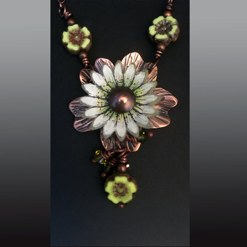 Flower Power Pendant with "White Daisy"  Shrink Art Bloom